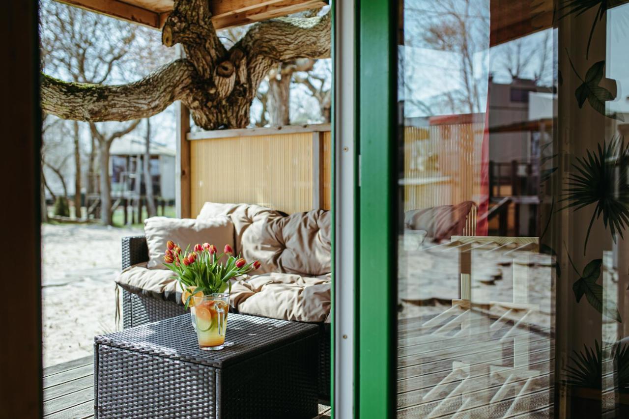 Herbals - Tree&Lake Houses With Bath, Sauna, Bikes, Motorboat Mielno  Exterior photo