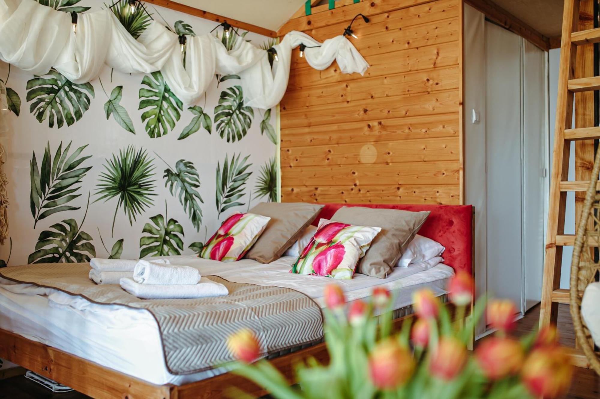 Herbals - Tree&Lake Houses With Bath, Sauna, Bikes, Motorboat Mielno  Room photo